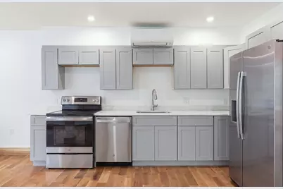 26 Parallel St, Salem, MA 01970 - Photo 5