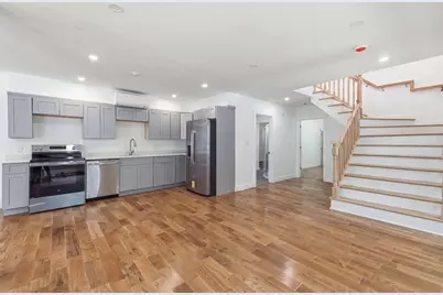 26 Parallel St, Salem, MA 01970 - Photo 9