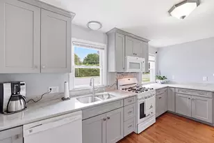 196 N Main St, Leominster, MA 01453 - Photo 13