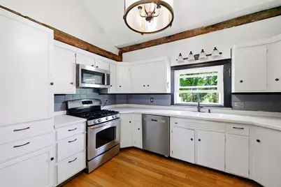 1572 Main Rd, Granville, MA 01034 - Photo 5