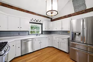1572 Main Rd, Granville, MA 01034 - Photo 7