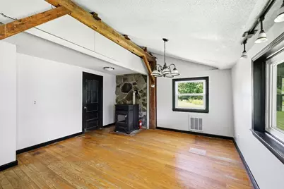 1572 Main Rd, Granville, MA 01034 - Photo 9