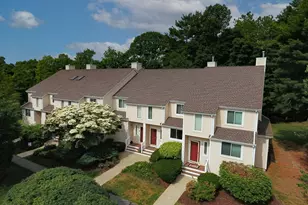 28 Gaslight Ln, Easton, MA 02334 - Photo 3