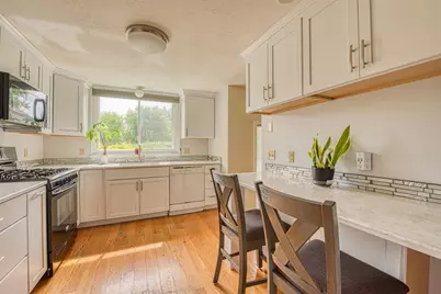 28 Gaslight Ln #28, Easton, MA 02334 - Photo 5