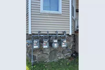162 S Pleasant St, Haverhill, MA 01835 - Photo 23