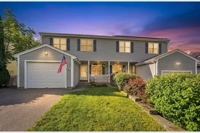 42 Castine St #A, Worcester, MA 01606 - Photo 1