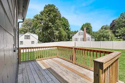 35 Richardson Rd, Fitchburg, MA 01420 - Photo 7