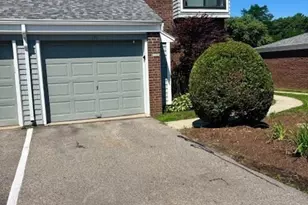 272 Greenbrook Dr, Stoughton, MA 02072 - Photo 5