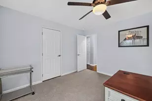 79 Pembroke Ave, Acushnet, MA 02743 - Photo 21