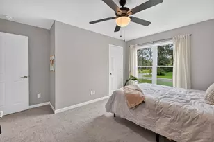 79 Pembroke Ave, Acushnet, MA 02743 - Photo 19