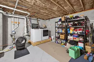 79 Pembroke Ave, Acushnet, MA 02743 - Photo 25