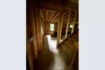324 Mendon Street, Upton, MA 01568 - Photo 9