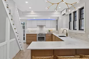21 Brewster St, Provincetown, MA 02657 - Photo 13