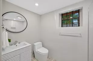 21 Brewster St, Provincetown, MA 02657 - Photo 37