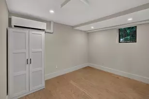 21 Brewster St, Provincetown, MA 02657 - Photo 37