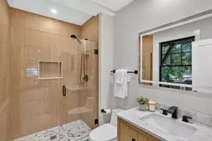 21 Brewster St, Provincetown, MA 02657 - Photo 29