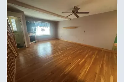 50 Gates St #1, Boston, MA 02127 - Photo 5