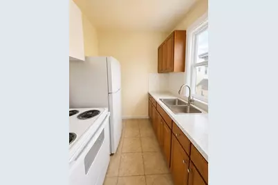 107 Jefferson St #3, Lynn, MA 01902 - Photo 5