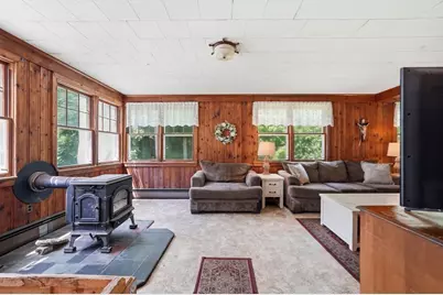 211 Main St, Wilbraham, MA 01095 - Photo 11