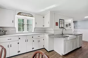 211 Main St, Wilbraham, MA 01095 - Photo 5
