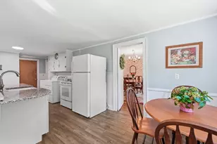 211 Main St, Wilbraham, MA 01095 - Photo 15