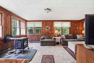 211 Main St, Wilbraham, MA 01095 - Photo 11