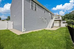 76 Seth Daniel Dr, New Bedford, MA 02745 - Photo 23