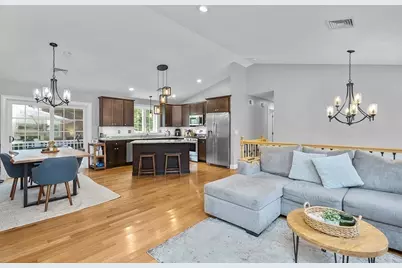 76 Seth Daniel Dr, New Bedford, MA 02745 - Photo 11