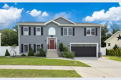 76 Seth Daniel Dr, New Bedford, MA 02745 - Photo 1