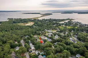 43 Sea Breeze Dr, Bourne, MA 02532 - Photo 5