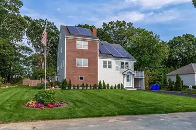 43 Seabreeze Dr, Bourne, MA 02532 - Photo 1
