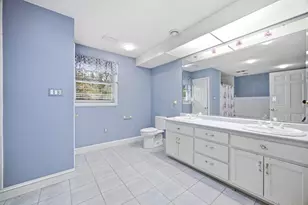 10 Lyman Barnes Rd, Brimfield, MA 01010 - Photo 17