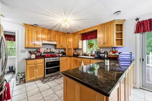 10 Lyman Barnes Rd, Brimfield, MA 01010 - Photo 5