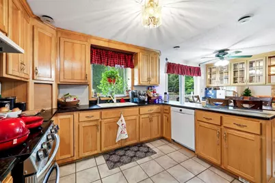 10 Lyman Barnes Rd, Brimfield, MA 01010 - Photo 7