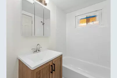 13 Woodland St, Lawrence, MA 01841 - Photo 7