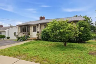 32 Brayton Rd, Boston, MA 02135 - Photo 3