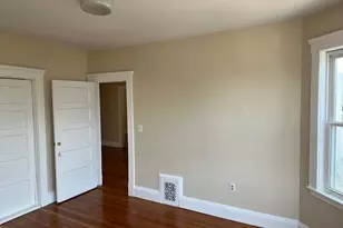 31 Barry St, Boston, MA 02125 - Photo 11