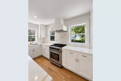 80 Dell Ave, Melrose, MA 02176 - Photo 5