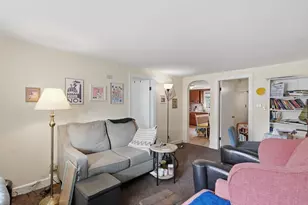 34 Jackson Pl, Waltham, MA 02453 - Photo 15