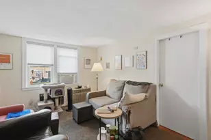 34 Jackson Pl, Waltham, MA 02453 - Photo 17