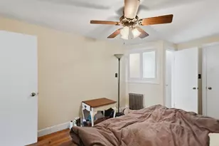 34 Jackson Pl, Waltham, MA 02453 - Photo 21
