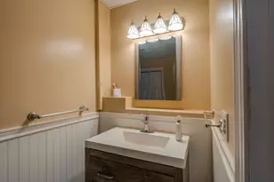 360 Perron Ave, Somerset, MA 02726 - Photo 27