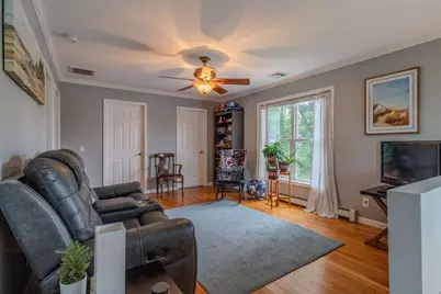 360 Perron Ave, Somerset, MA 02726 - Photo 11