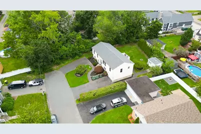 360 Perron Ave, Somerset, MA 02726 - Photo 29