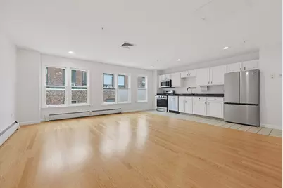 1 Davenport Street #8, Cambridge, MA 02140 - Photo 3