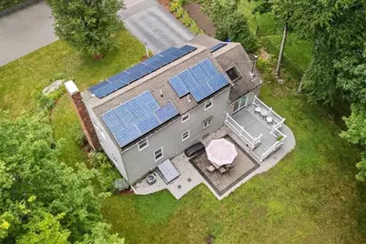 7 Caroline Dr, Milford, MA 01757 - Photo 5
