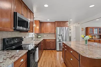 7 Caroline Dr, Milford, MA 01757 - Photo 13