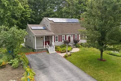 7 Caroline Dr, Milford, MA 01757 - Photo 3