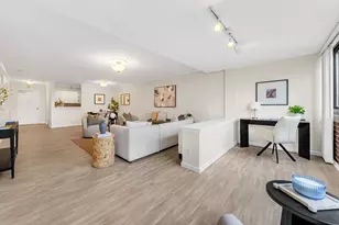 9 Hawthorne Pl, Boston, MA 02114 - Photo 11
