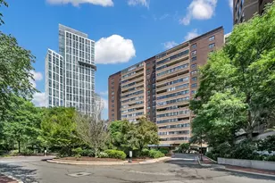 9 Hawthorne Pl, Boston, MA 02114 - Photo 23
